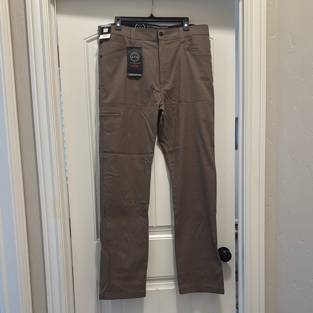 Wrangler All Terrain Gear Synthetic Utility Pant